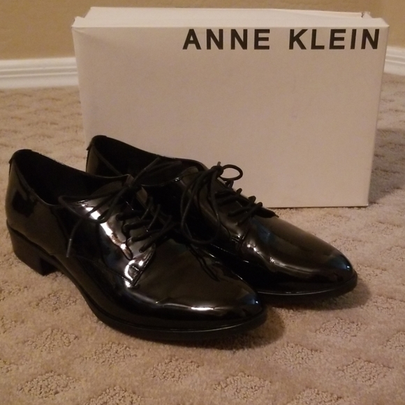 Anne Klein Shoes - Anne Klein Patent Shoes